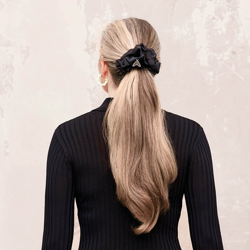 ROKNDOL The Ultimate Duo Silk Scrunchies ponytail
