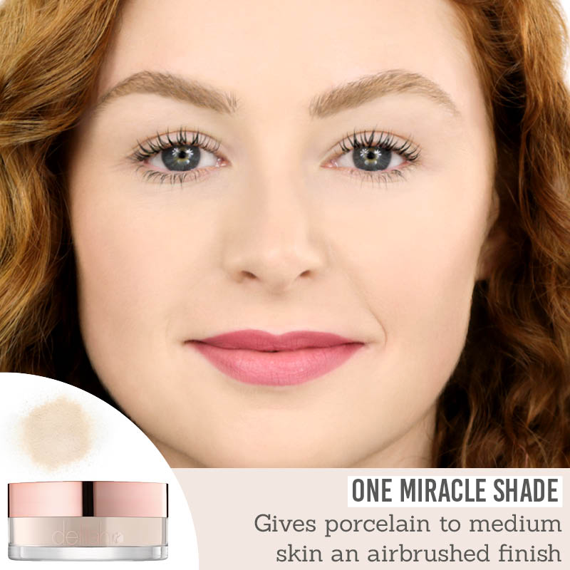 Delilah Pure Touch Micro Loose Powder Translucent results on porcelain skin tones